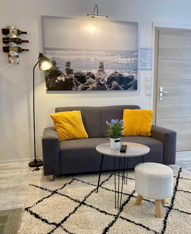Living At Saarpartments - Adultsonly - Business & Holiday Homes With Kitchen For Long- And Short Term Stay, 3 Min To St Johanner Markt And Points Of Interest Саарбрюккен Экстерьер фото